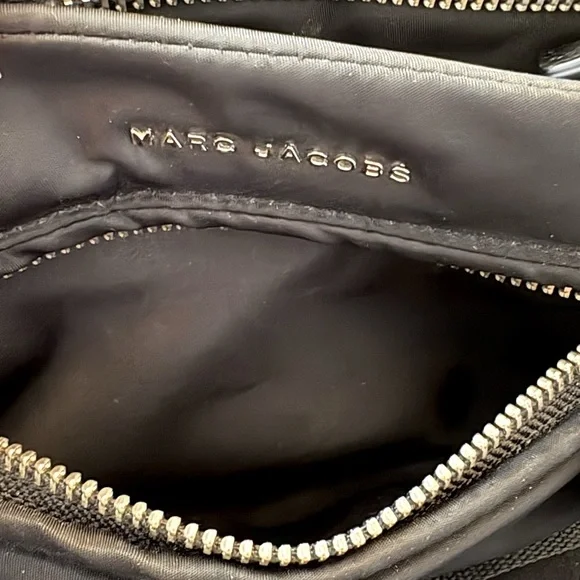 Marc Jacobs Black Nylon Crossbody Messenger Bag Leather Trim Silver Hardware - Picture 12 of 13